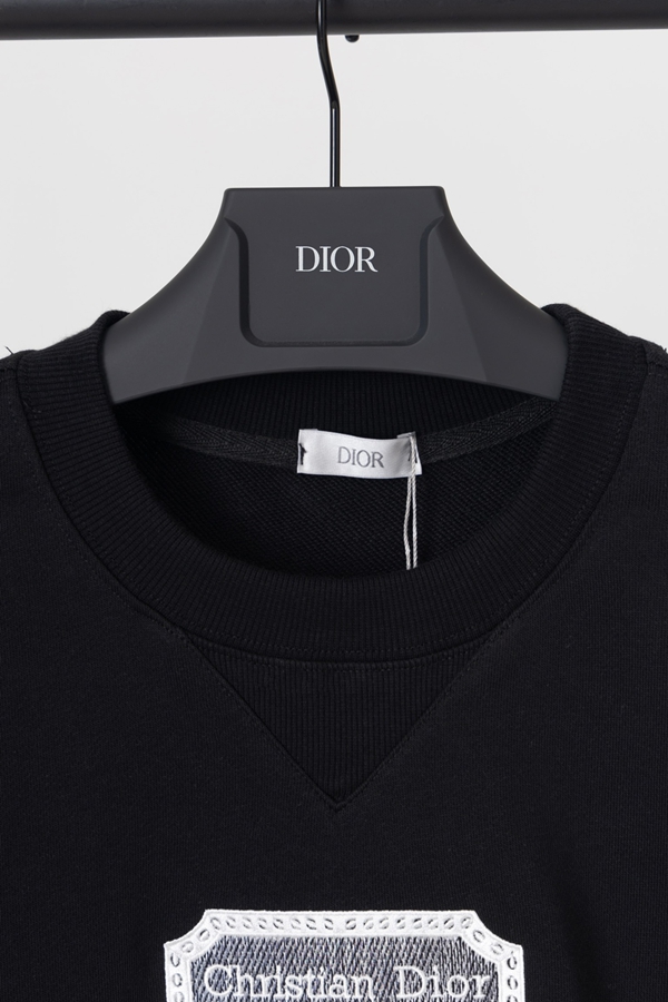 ブランドパーカー側面デザイン